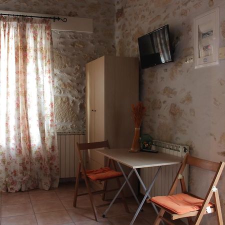 Artemisia Traditional Home Choudetsi 外观 照片